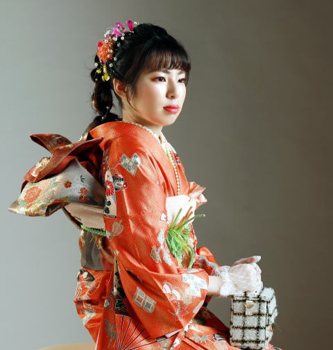 吉川市　成人式　成人式髪型　成人式アップヘア　アップヘア　着付け　振袖着付け　メイク　サンプル写真　写真館　フォトスタジオ　レンタル着物　貸し着物　貸衣装