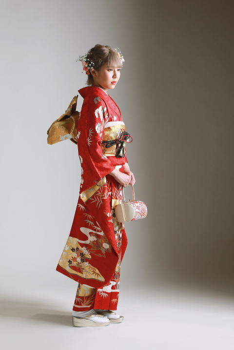 吉川市　成人式　成人式髪型　成人式アップヘア　アップヘア　着付け　振袖着付け　メイク　サンプル写真　写真館　フォトスタジオ　レンタル着物　貸し着物　貸衣装